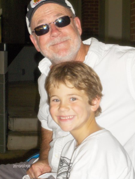 maxandunclephil.jpg