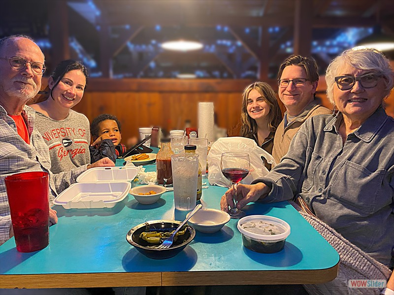 Pizza with the Gardner's at Mellow Mushroom